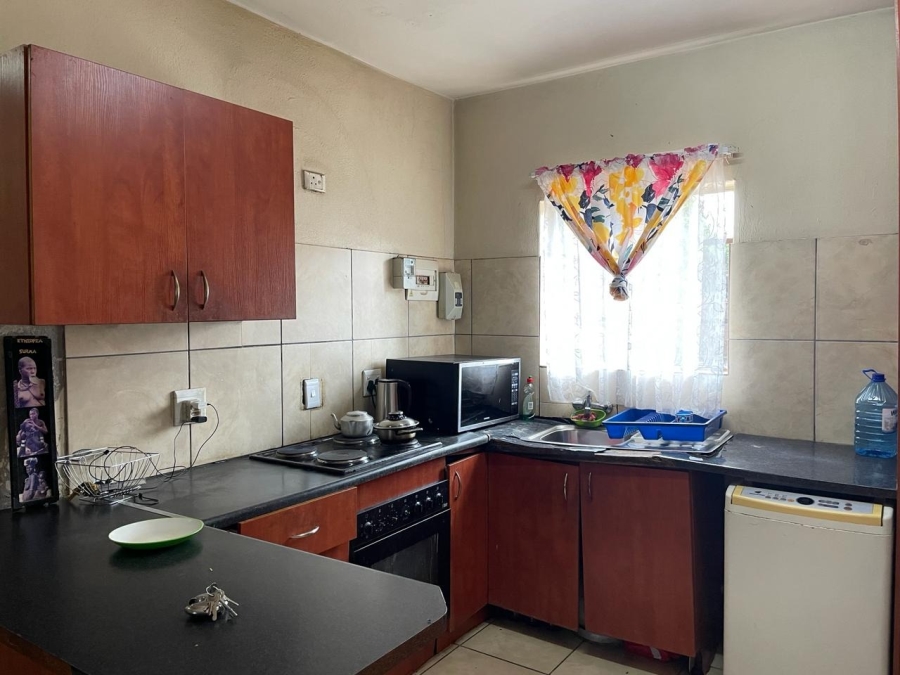 2 Bedroom Property for Sale in Rustenburg Central North West